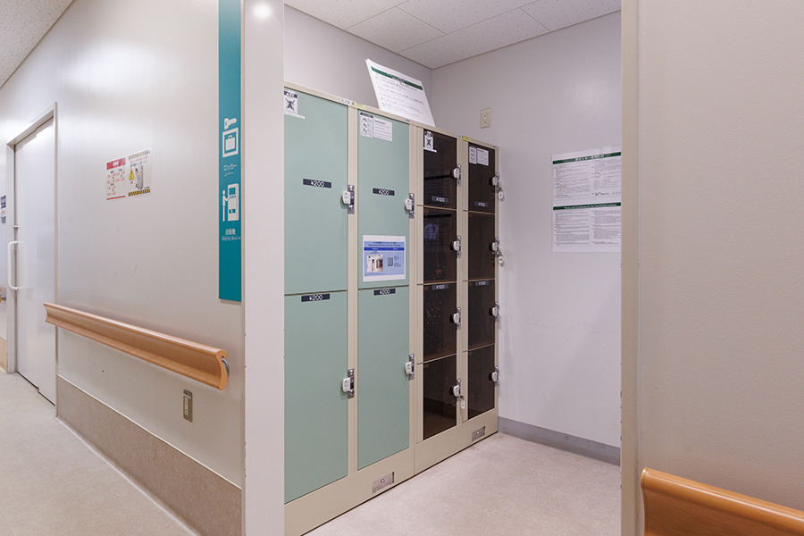 コインロッカー