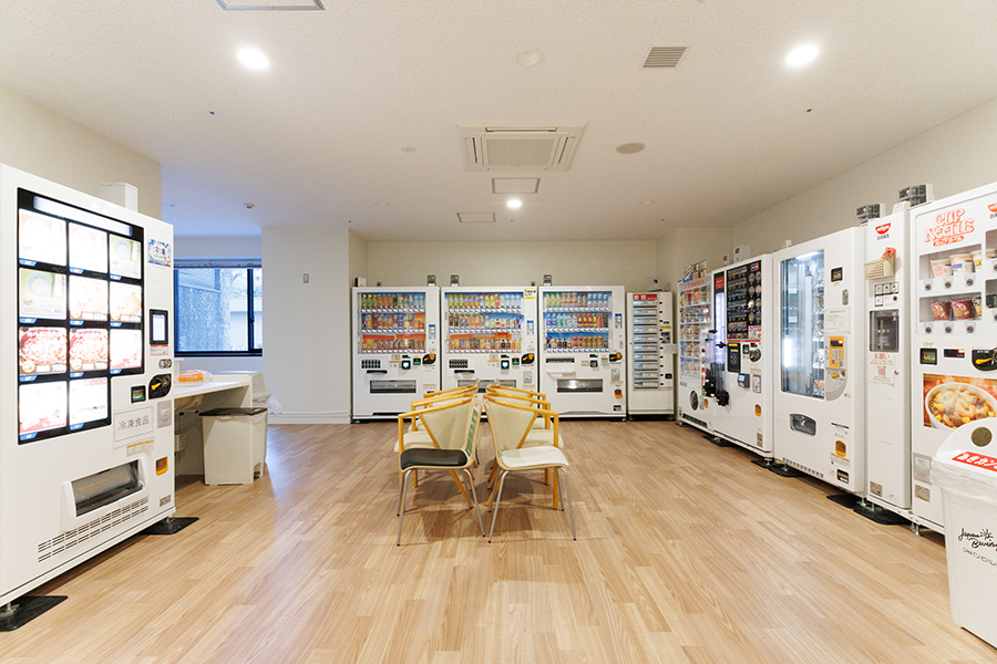 飲料・軽食等自動販売機