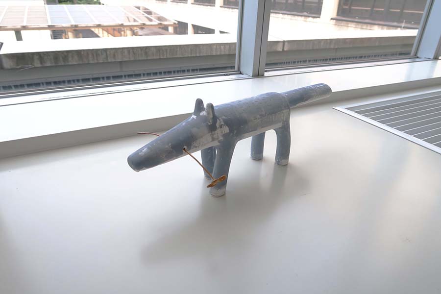 秋田 美鈴《オオカミさん、おみまいへいく》